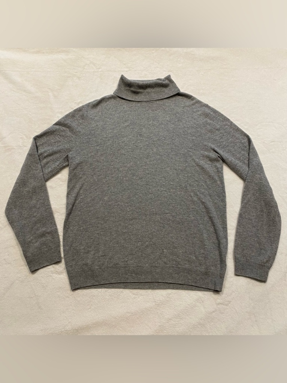 (L) A Day’s March Turtleneck Sweater Heathered Light Gray Large Wool Cashmere